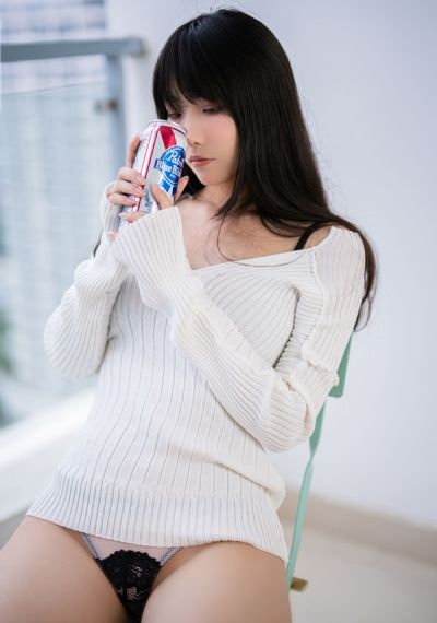 女机械人
