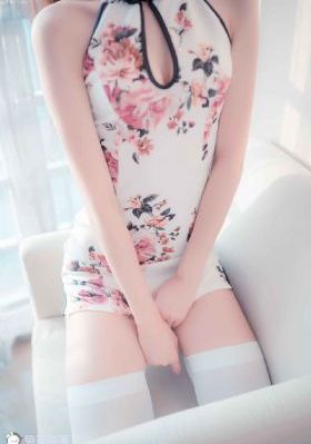 男人狂揉吃奶胸视频