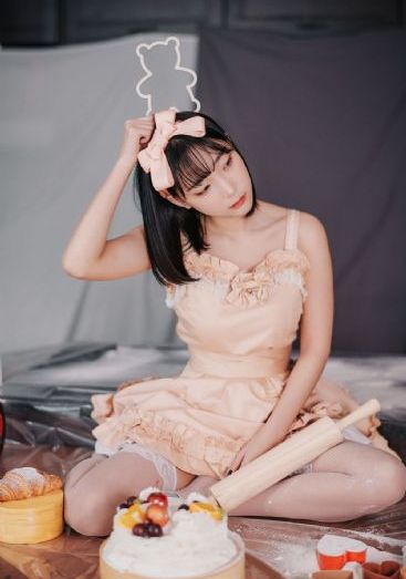 《后宫露营》