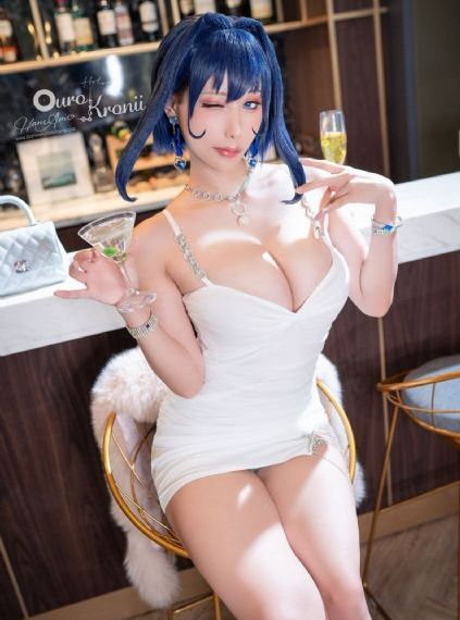 天降女子从二楼掉下来